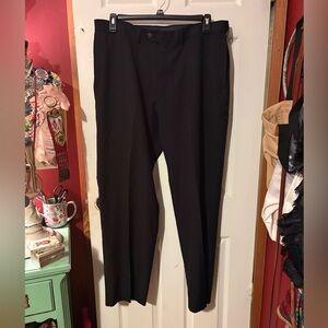 Haggar Men's Classic Black Dress Pants